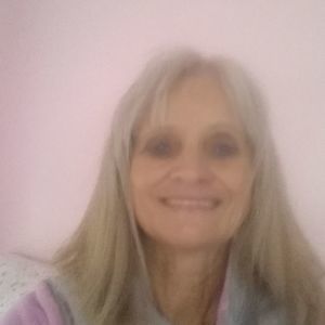 Meet your Posher, Debra